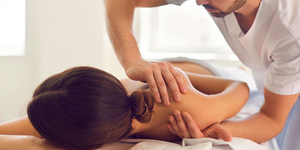 Üks tõhusaid meetodeid õlaliigese artroosi ravimiseks on massaaž. 